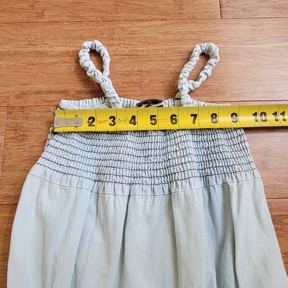 ME TOO Light Denim Wash A-line Skater Dress Size 5 Girls - Picture 5 of 11